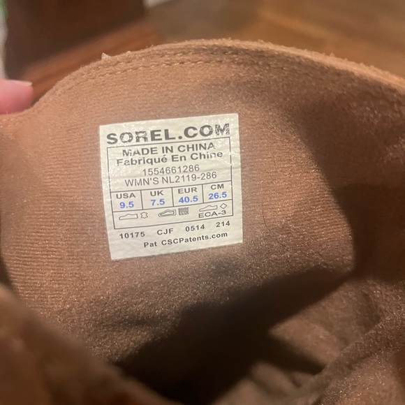 Woman’s suede high boots size 9.5 - Picture 3 of 5